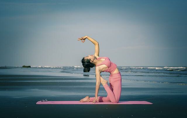 Den komplette guide til yoga og hvordan du sparer penge